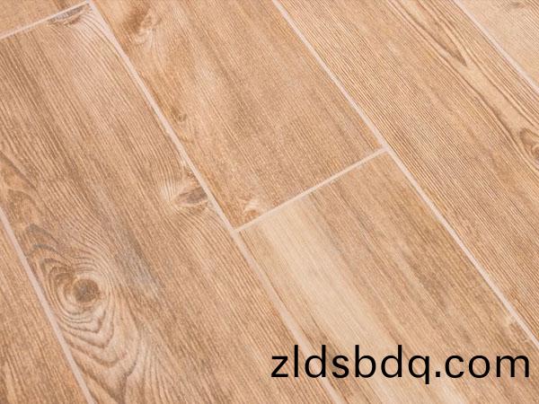 各類地闆産品的特點、缺點